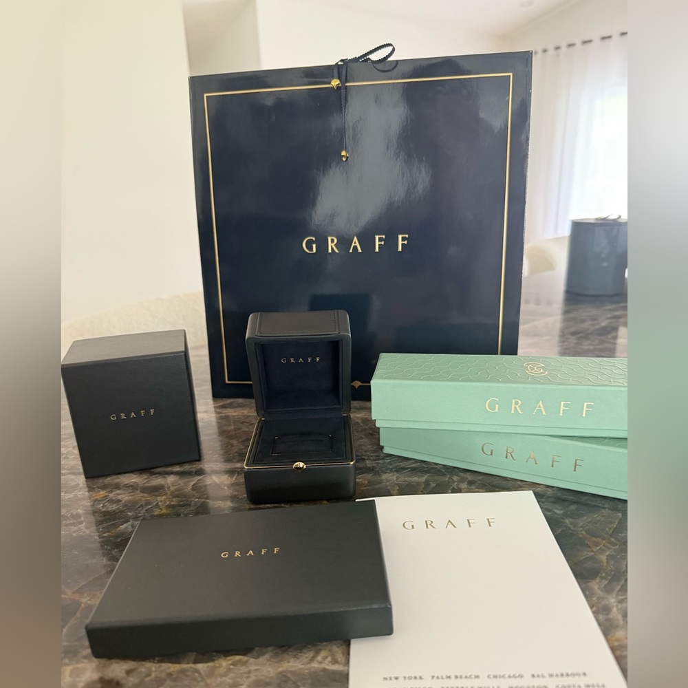 Graff Jewelry box set